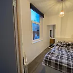 Gezellige Woning In Een Gezellige Wijk